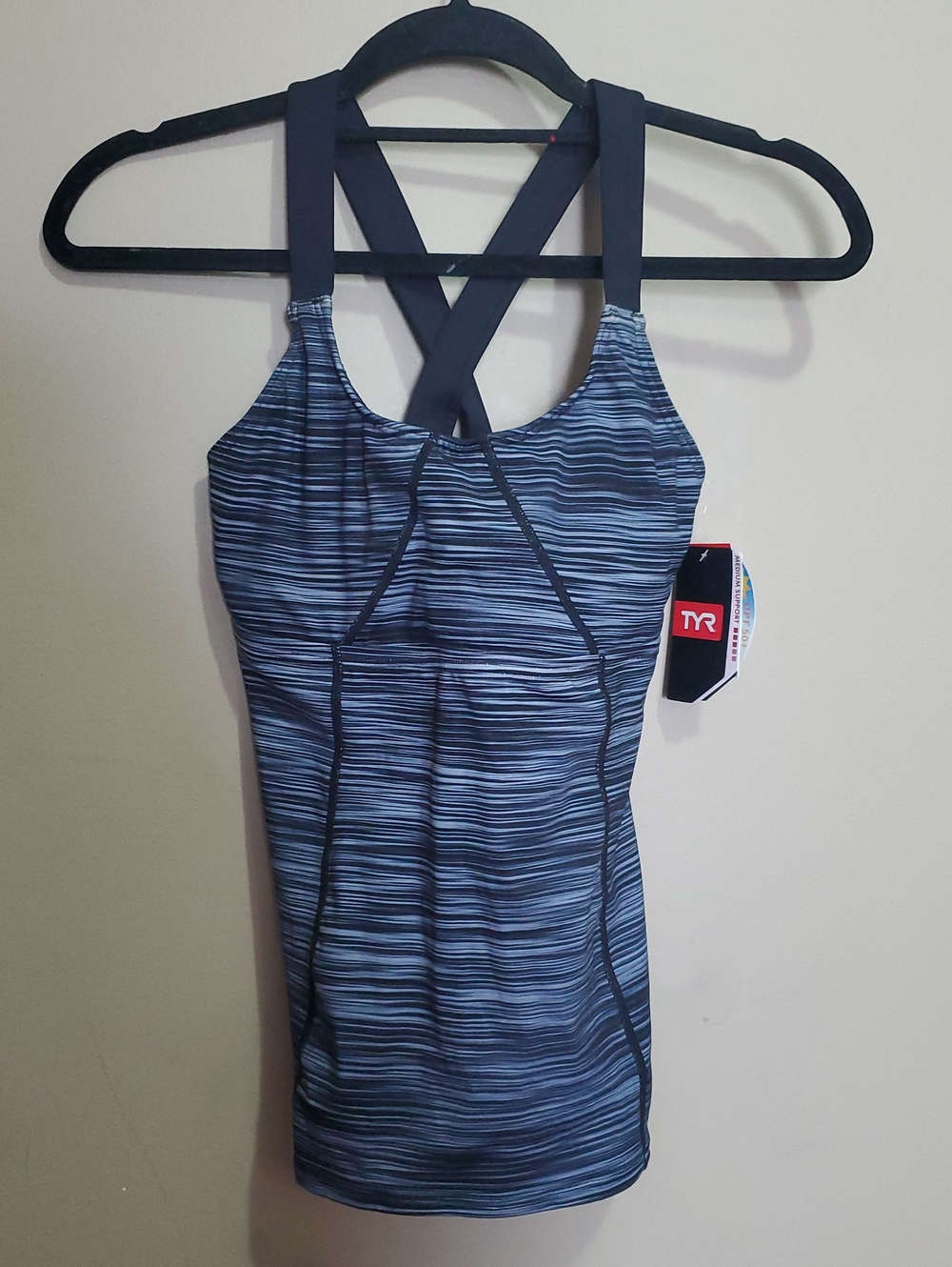 TYR Women's Black and Gray Striped Crossback Padded Swim Tank Size Small (4-6)